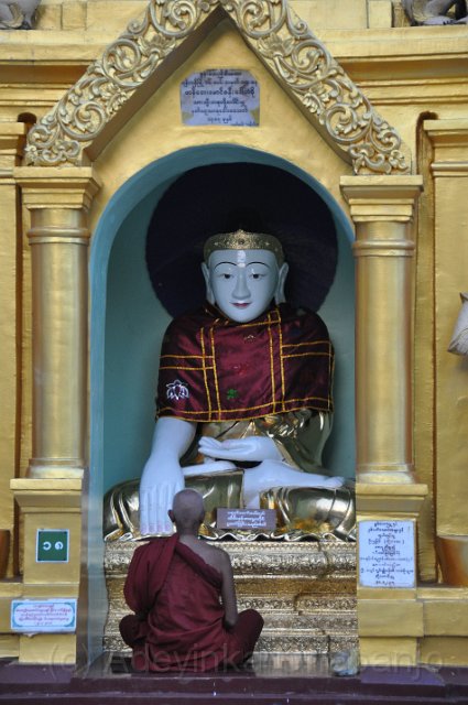 101 - Shwedagon Pagoda.jpg